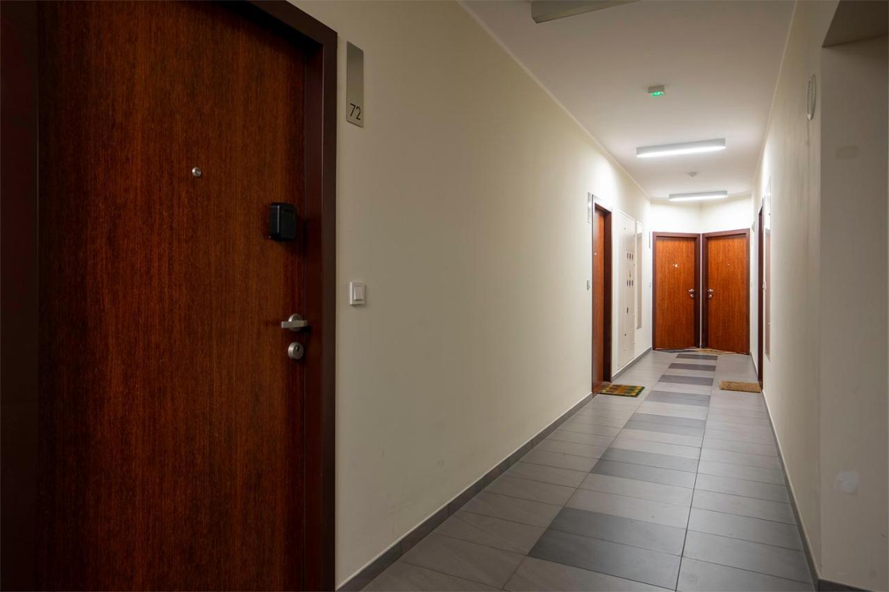 Wlochy Klinkierowa Comfort Apartment Варшава Екстериор снимка